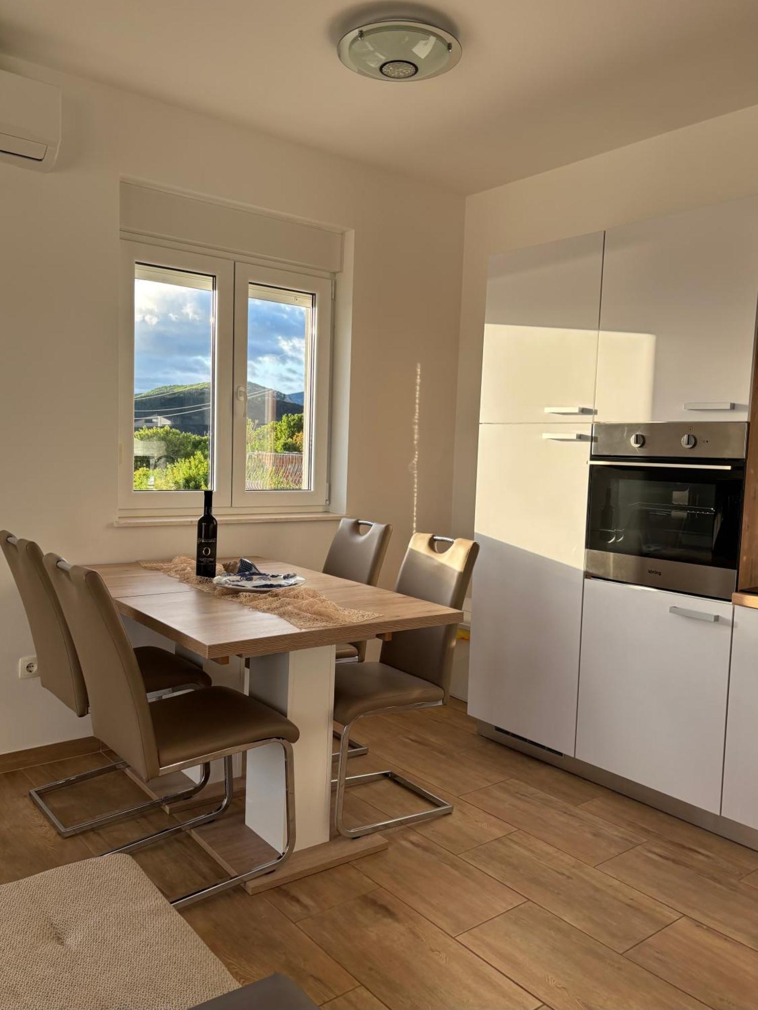 Apartment Delic Crikvenica Ruang foto